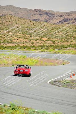 media/May-04-2024-Team Topak Racing (Sat) [[1dff1aa745]]/Inter Low 1/Session 2/